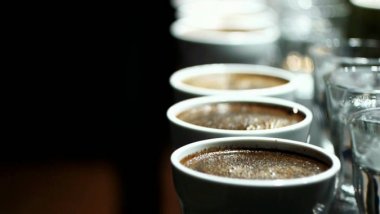 Как вода влияет на вкус кофе: важность минералов, pH и температуры